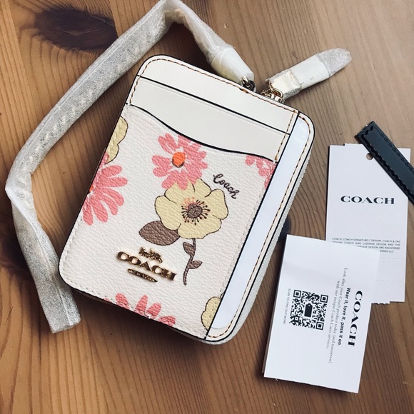 🌸 Coach Coach Zip Card Case With Floral Cluster Print - Picture 3 of 14